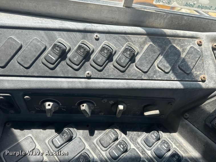 image for item DJ7751 2013 Blue Bird Bb Conventional school bus