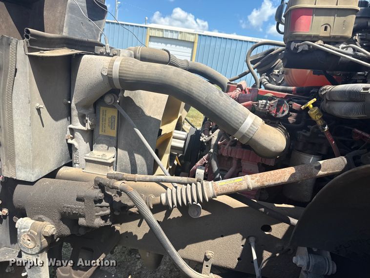 image for item DJ7751 2013 Blue Bird Bb Conventional school bus