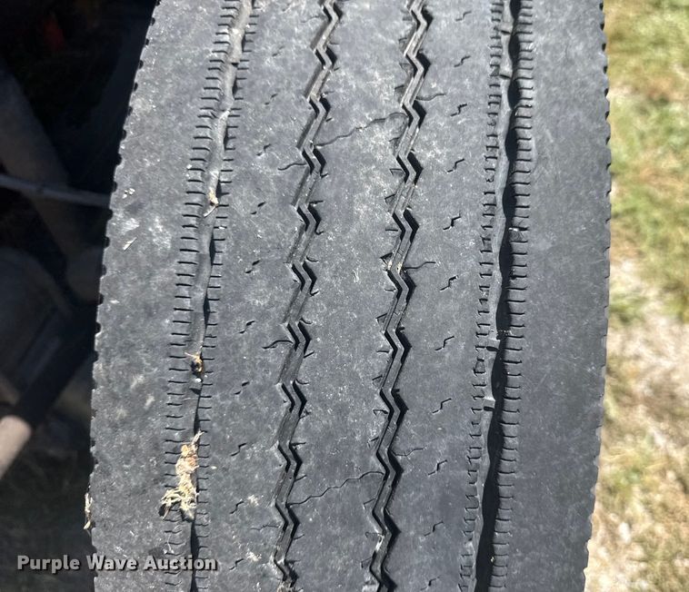 image for item DJ7751 2013 Blue Bird Bb Conventional school bus