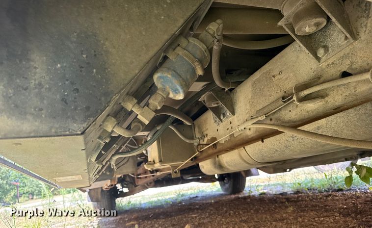 image for item DJ7752 2002 Chevrolet Express school bus