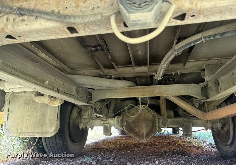 image for item DJ7752 2002 Chevrolet Express school bus