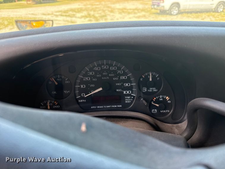 image for item DJ7752 2002 Chevrolet Express school bus