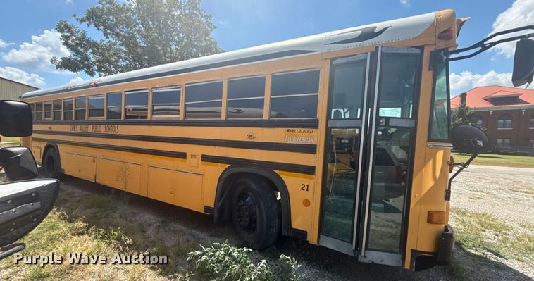 image for item DJ7753 2003 Blue Bird All American / All Canada school bus