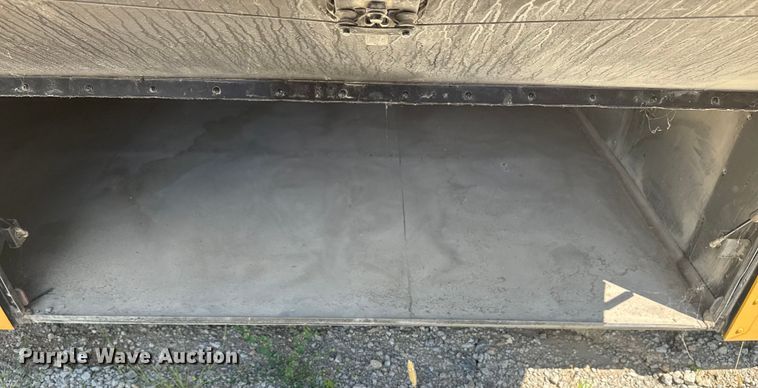 image for item DJ7753 2003 Blue Bird All American / All Canada school bus