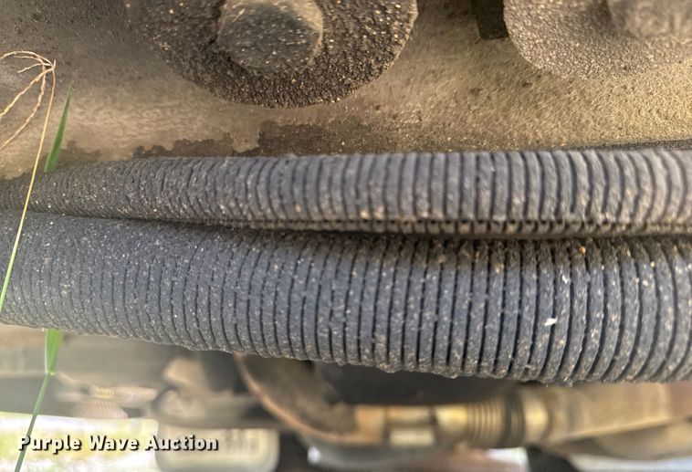 image for item DJ7753 2003 Blue Bird All American / All Canada school bus