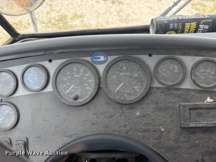 image for item DJ7753 2003 Blue Bird All American / All Canada school bus