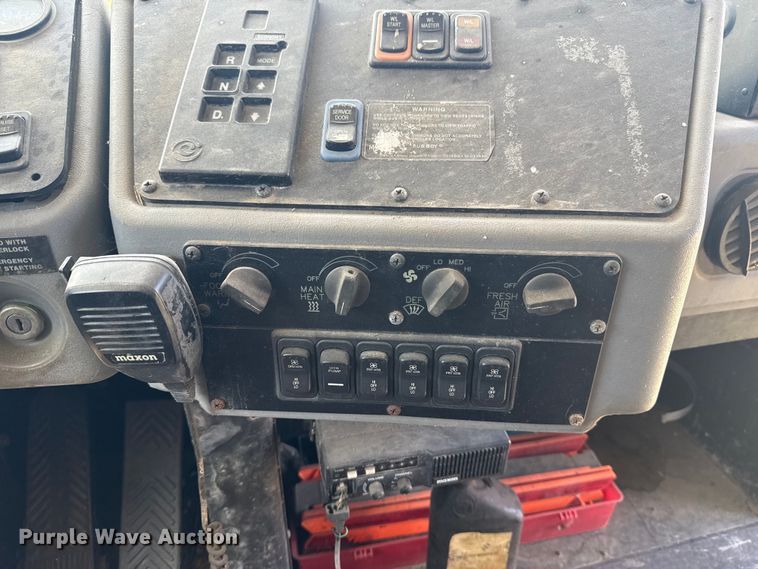 image for item DJ7753 2003 Blue Bird All American / All Canada school bus