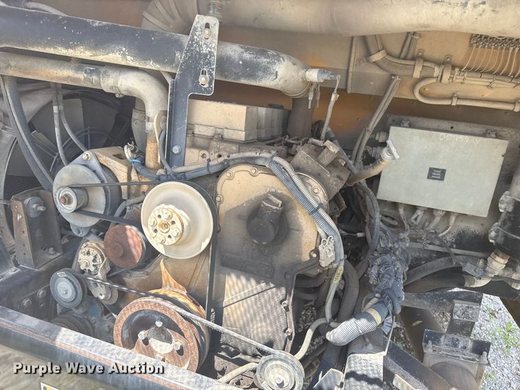 image for item DJ7753 2003 Blue Bird All American / All Canada school bus