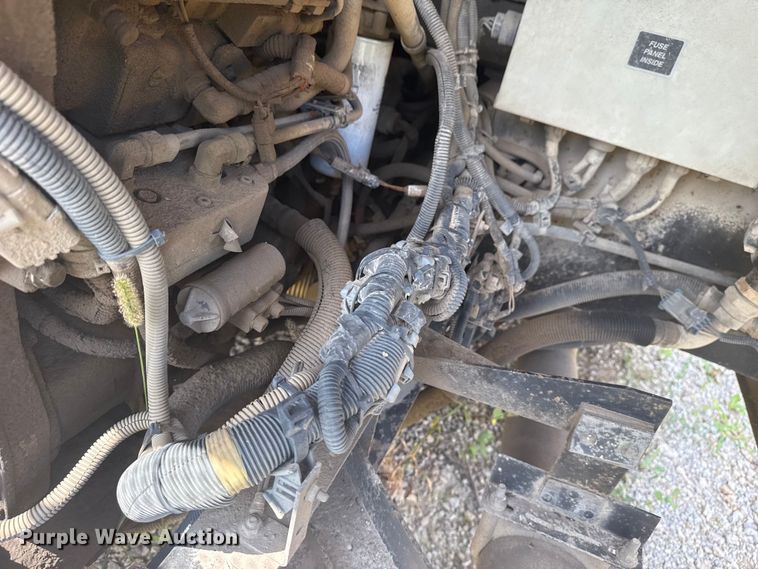 image for item DJ7753 2003 Blue Bird All American / All Canada school bus