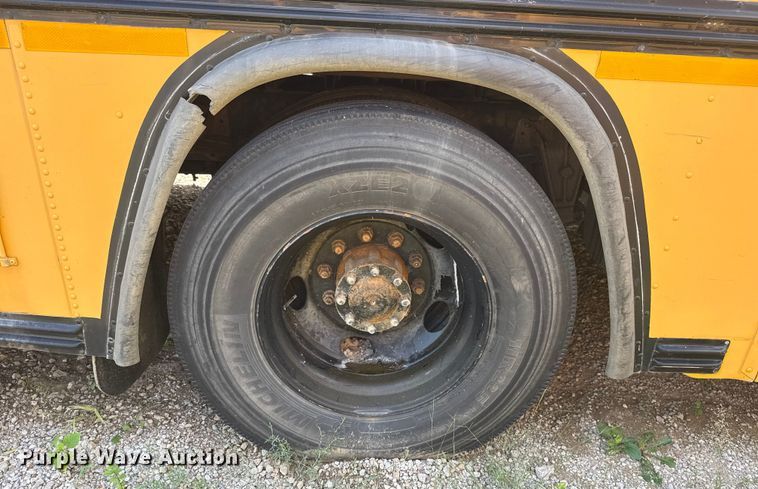 image for item DJ7753 2003 Blue Bird All American / All Canada school bus