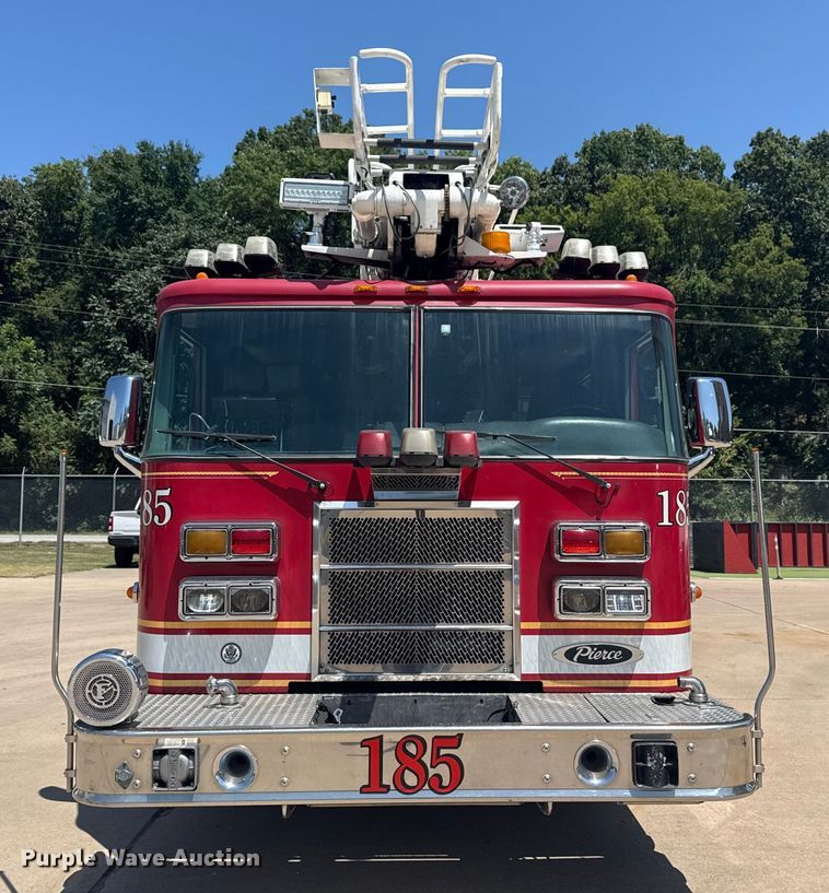 image for item DJ7757 2002 Pierce  Tilt cab pumper fire truck