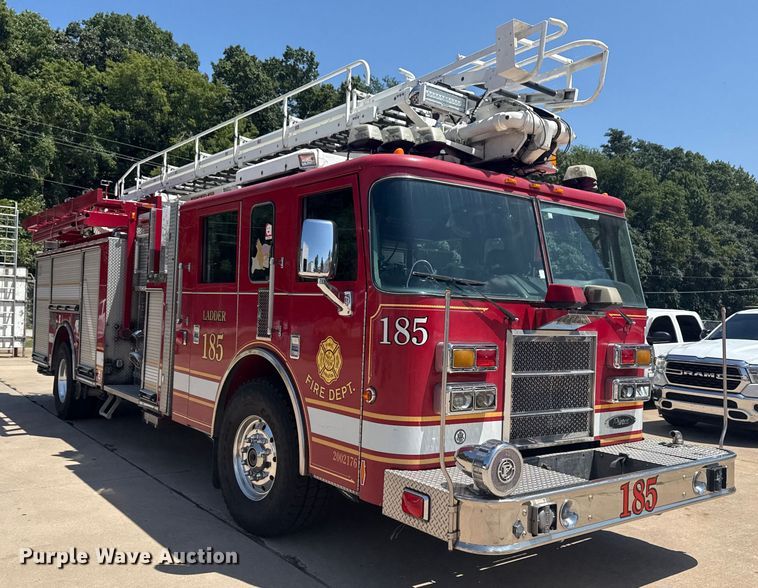 image for item DJ7757 2002 Pierce  Tilt cab pumper fire truck