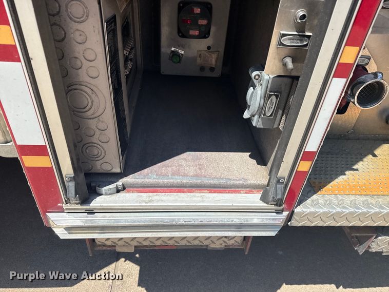 image for item DJ7757 2002 Pierce  Tilt cab pumper fire truck