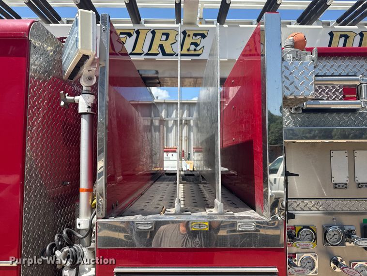 image for item DJ7757 2002 Pierce  Tilt cab pumper fire truck