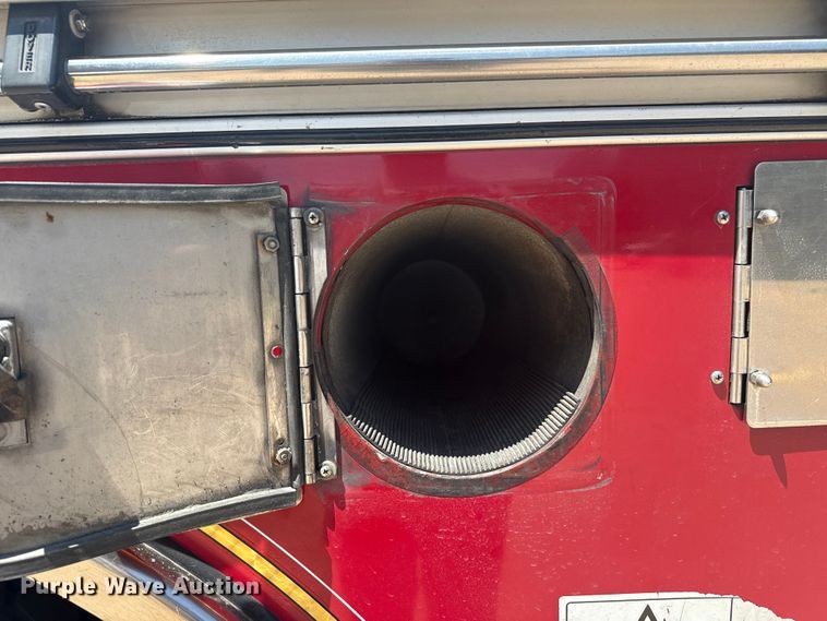 image for item DJ7757 2002 Pierce  Tilt cab pumper fire truck