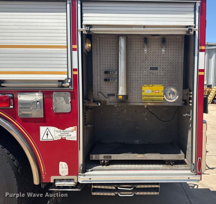 image for item DJ7757 2002 Pierce  Tilt cab pumper fire truck