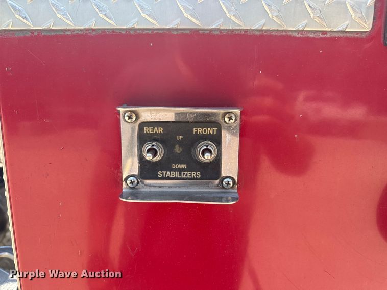 image for item DJ7757 2002 Pierce  Tilt cab pumper fire truck