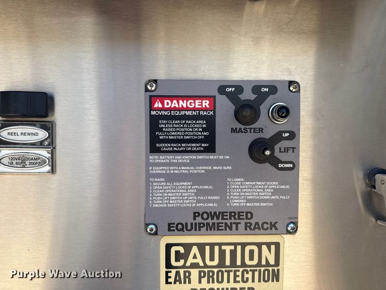 image for item DJ7757 2002 Pierce  Tilt cab pumper fire truck