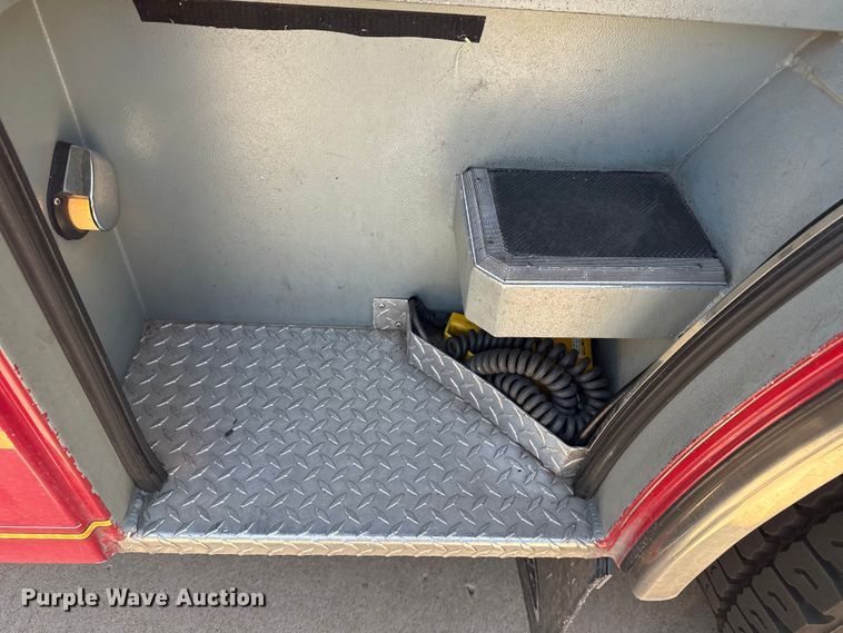 image for item DJ7757 2002 Pierce  Tilt cab pumper fire truck