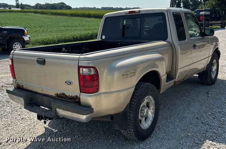 image for item DJ9702 2001 Ford Ranger SuperCab pickup truck