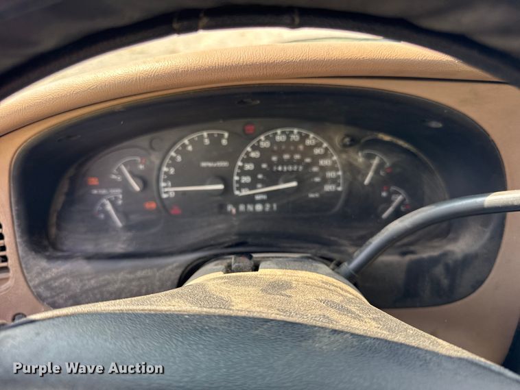 image for item DJ9702 2001 Ford Ranger SuperCab pickup truck