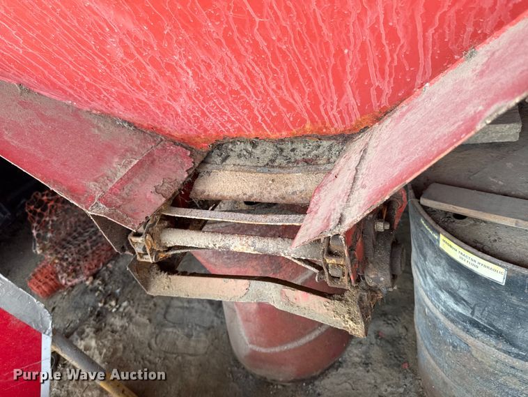 image for item DK0006 Western Icebreaker salt spreader