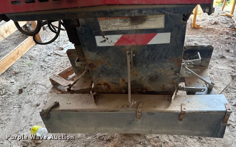 image for item DK0006 Western Icebreaker salt spreader