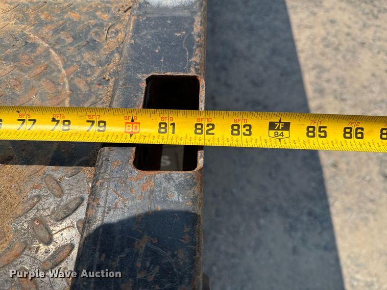 image for item DK0008 2015 Chevrolet Silverado 2500HD Double Cab flatbed pickup truck