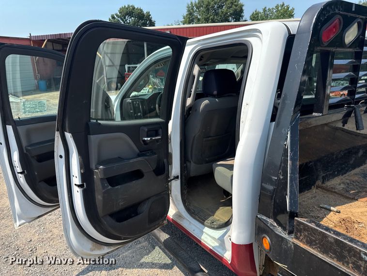 image for item DK0008 2015 Chevrolet Silverado 2500HD Double Cab flatbed pickup truck