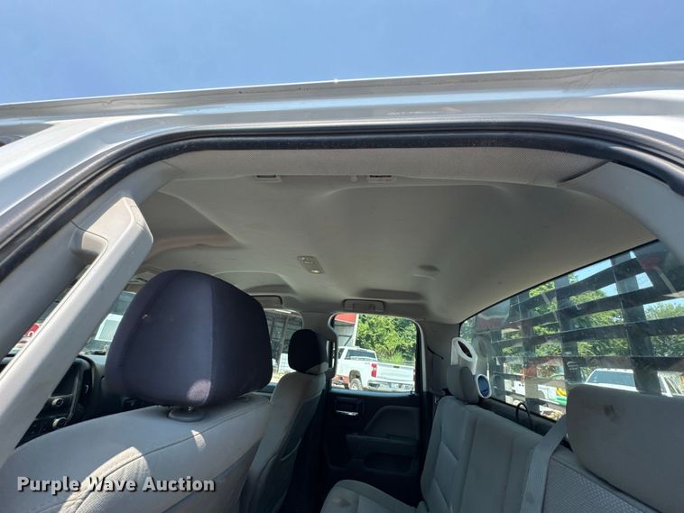 image for item DK0008 2015 Chevrolet Silverado 2500HD Double Cab flatbed pickup truck