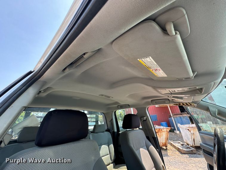 image for item DK0008 2015 Chevrolet Silverado 2500HD Double Cab flatbed pickup truck