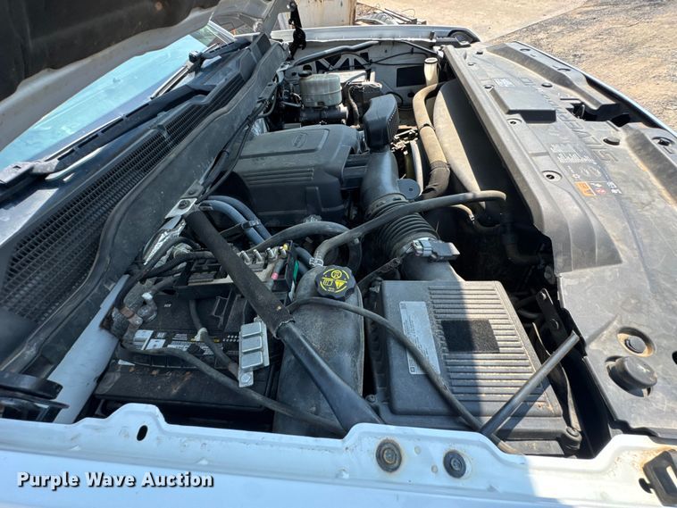 image for item DK0008 2015 Chevrolet Silverado 2500HD Double Cab flatbed pickup truck