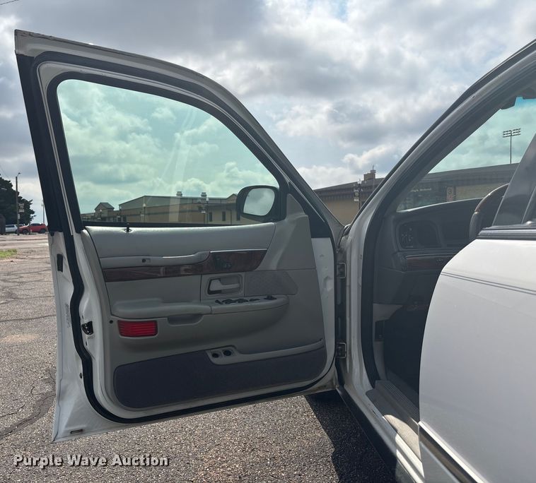 image for item DT3278 2002 Mercury Grand Marquis LS 