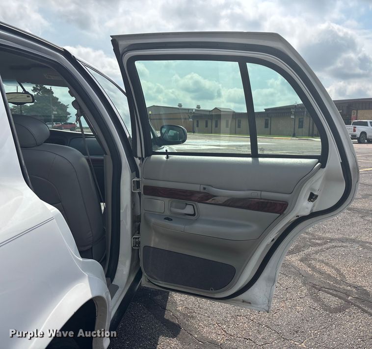 image for item DT3278 2002 Mercury Grand Marquis LS 