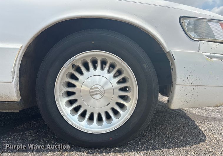 image for item DT3278 2002 Mercury Grand Marquis LS 