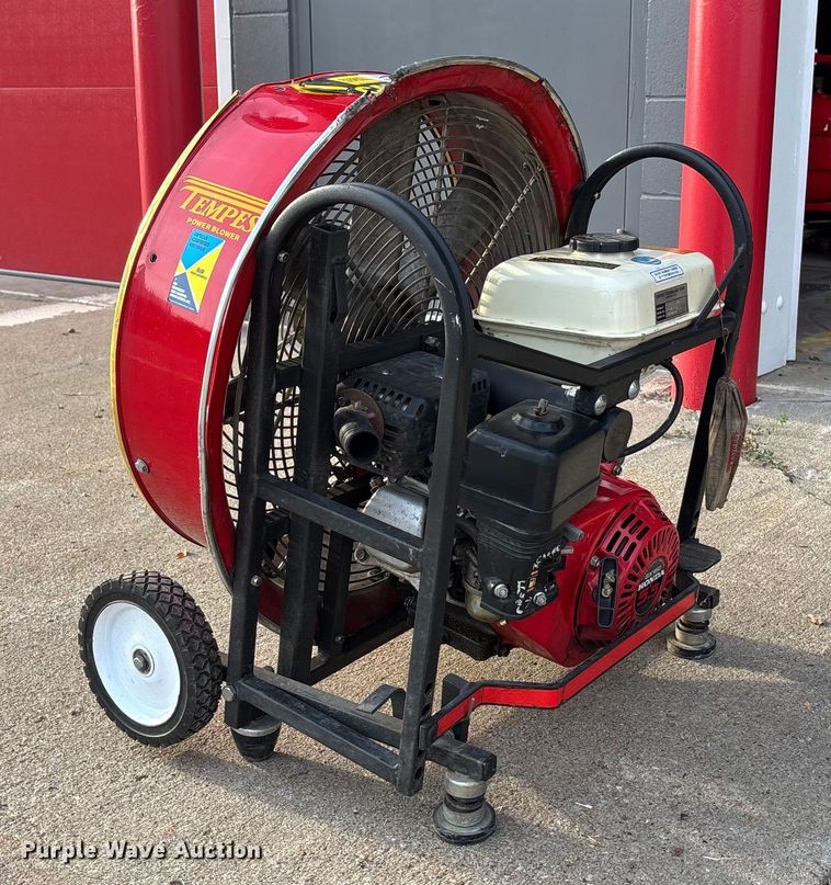 image for item DT3334 Tempest  Bd-21-h-5.5 portable fan