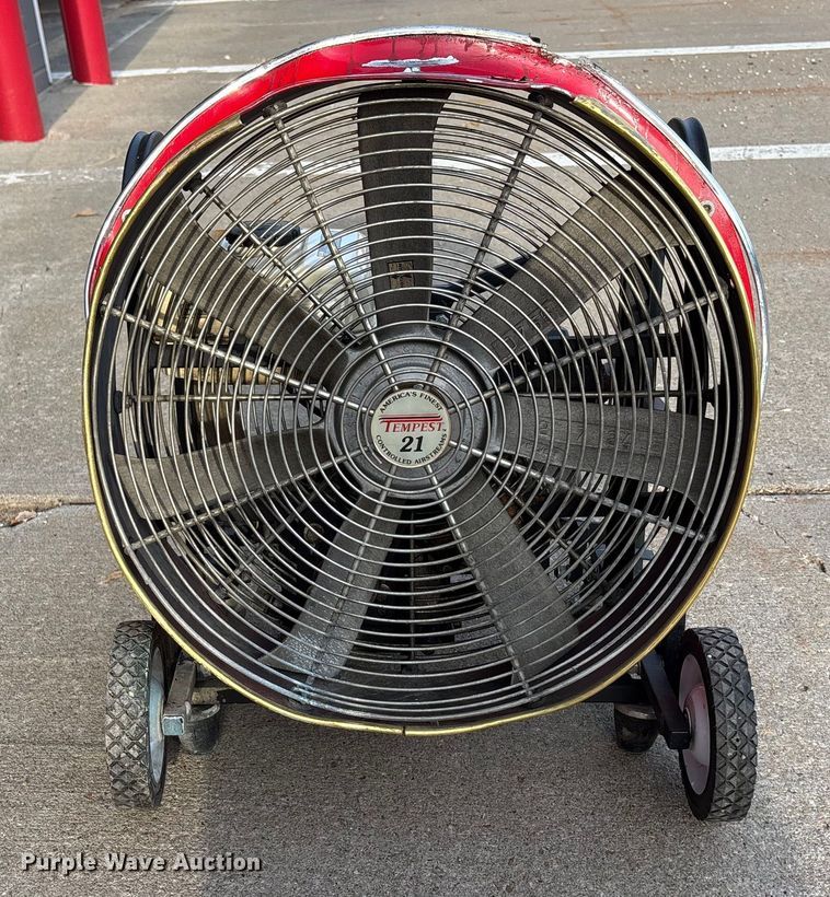 image for item DT3334 Tempest  Bd-21-h-5.5 portable fan