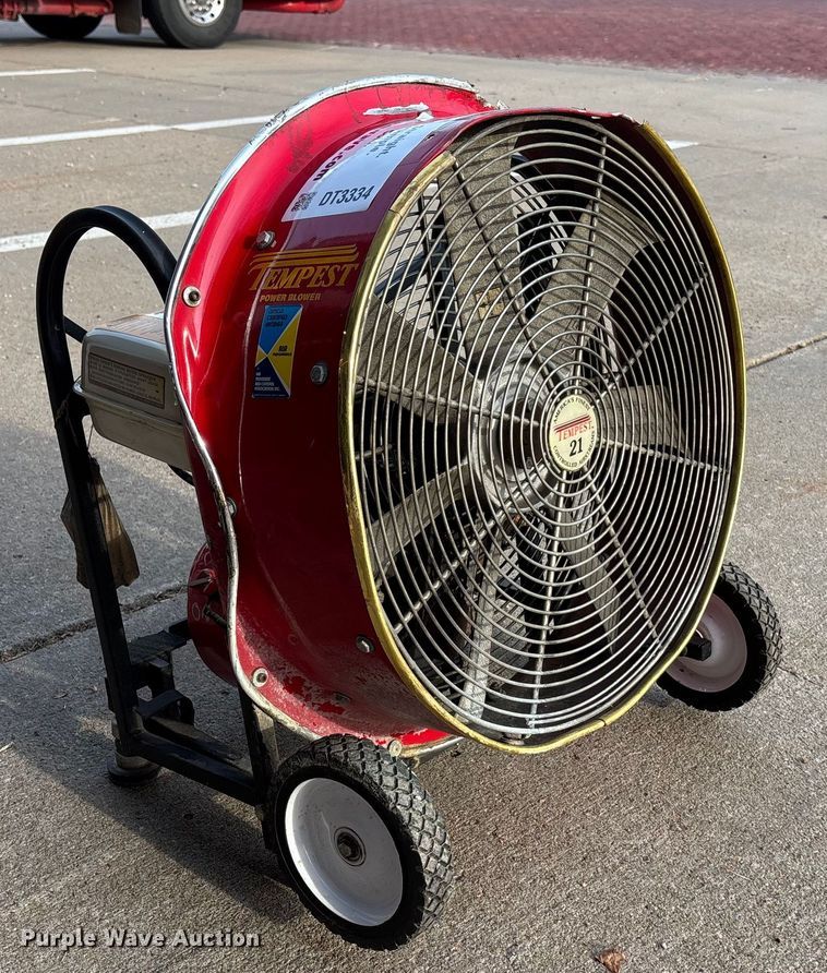 image for item DT3334 Tempest  Bd-21-h-5.5 portable fan