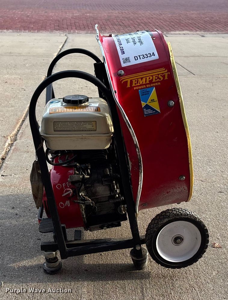 image for item DT3334 Tempest  Bd-21-h-5.5 portable fan