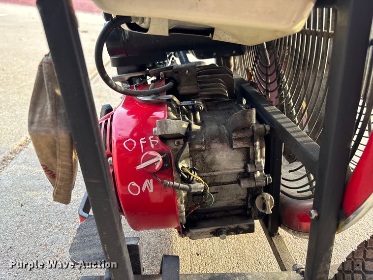 image for item DT3334 Tempest  Bd-21-h-5.5 portable fan