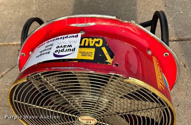 image for item DT3334 Tempest  Bd-21-h-5.5 portable fan