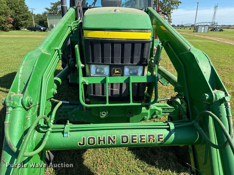image for item DU9432 1997 John Deere 7210 tractor