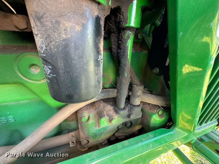 image for item DU9432 1997 John Deere 7210 tractor