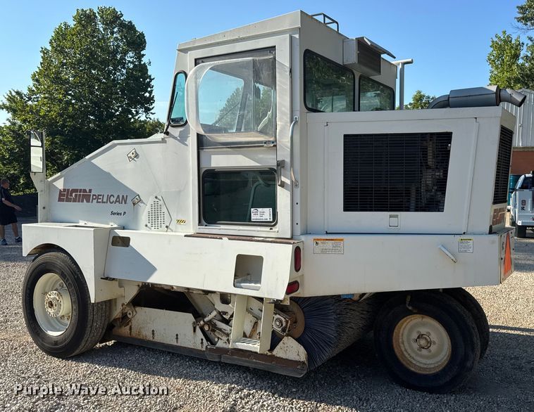 image for item DW3479 1999 Elgin Pelican Series P street sweeper