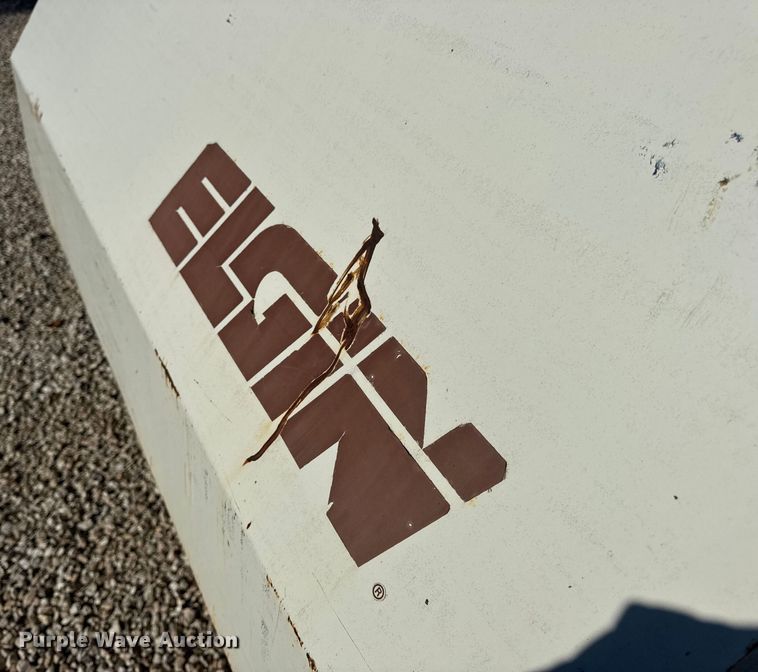 image for item DW3479 1999 Elgin Pelican Series P street sweeper