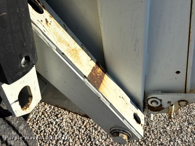 image for item DW3479 1999 Elgin Pelican Series P street sweeper