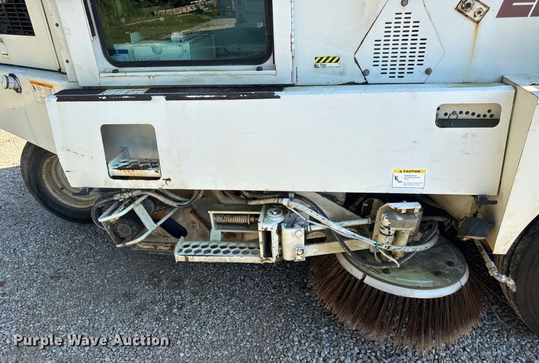 image for item DW3479 1999 Elgin Pelican Series P street sweeper