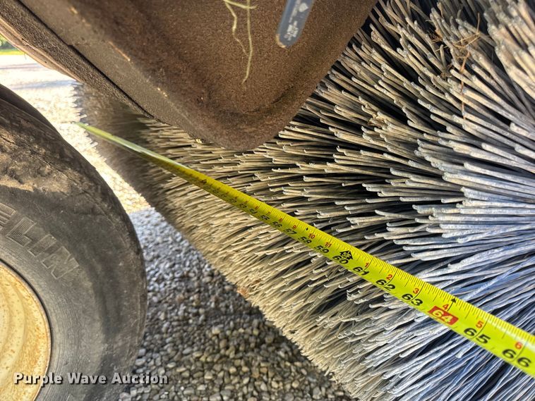 image for item DW3479 1999 Elgin Pelican Series P street sweeper