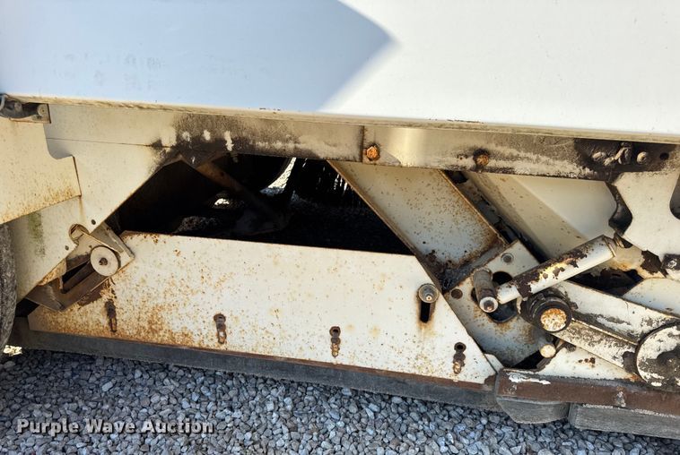 image for item DW3479 1999 Elgin Pelican Series P street sweeper