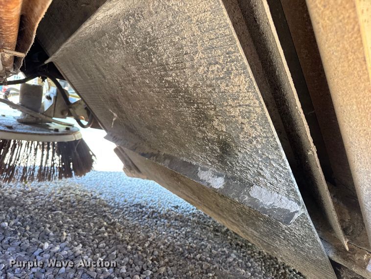 image for item DW3479 1999 Elgin Pelican Series P street sweeper